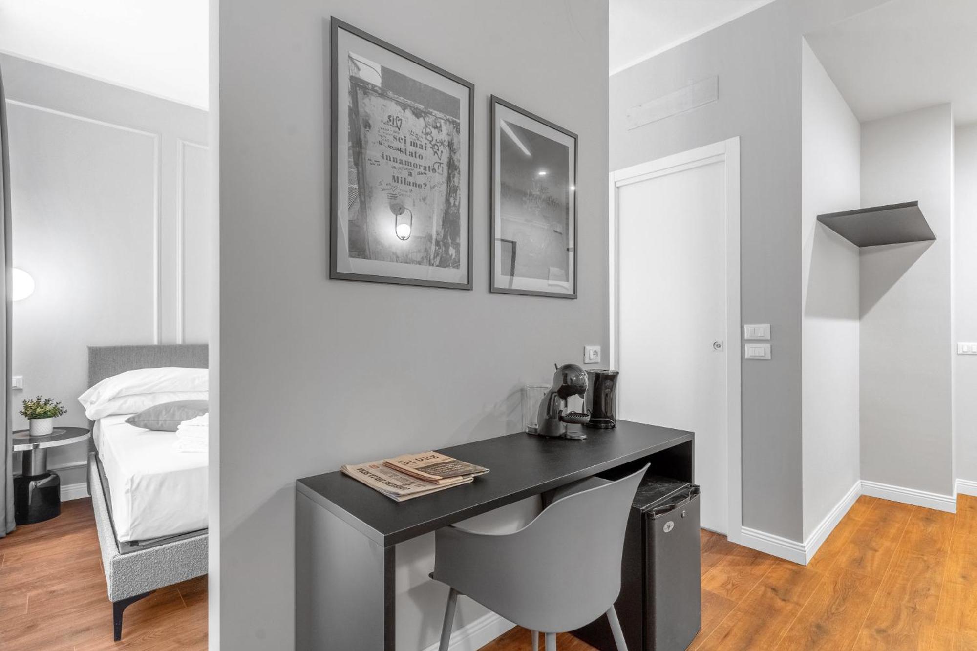 Torriani Suites Foresteria Lombarda Milan Bagian luar foto