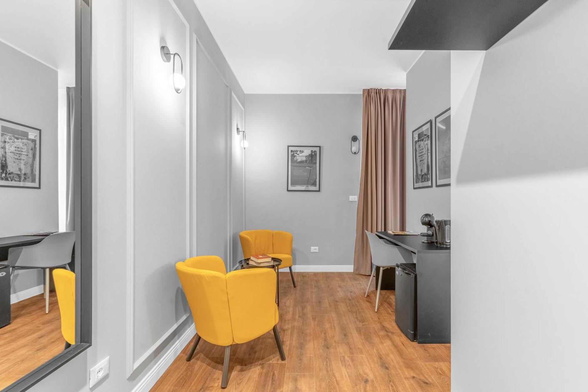 Torriani Suites Foresteria Lombarda Milan Bagian luar foto