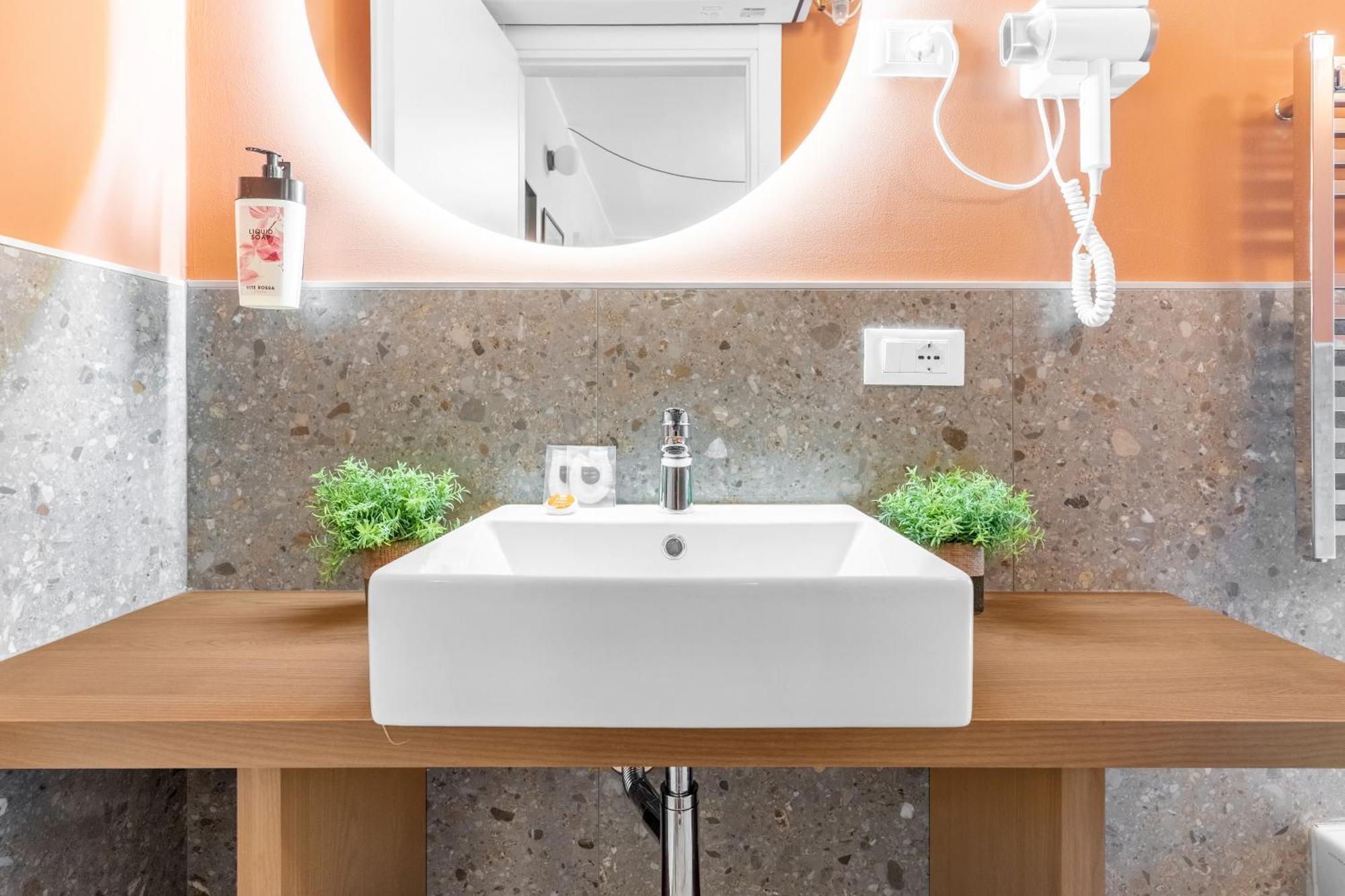 Torriani Suites Foresteria Lombarda Milan Bagian luar foto