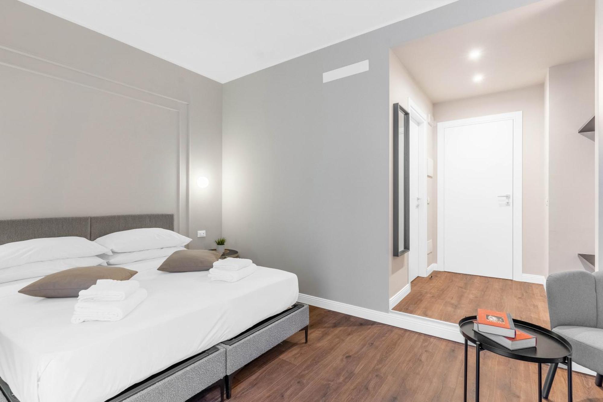 Torriani Suites Foresteria Lombarda Milan Bagian luar foto