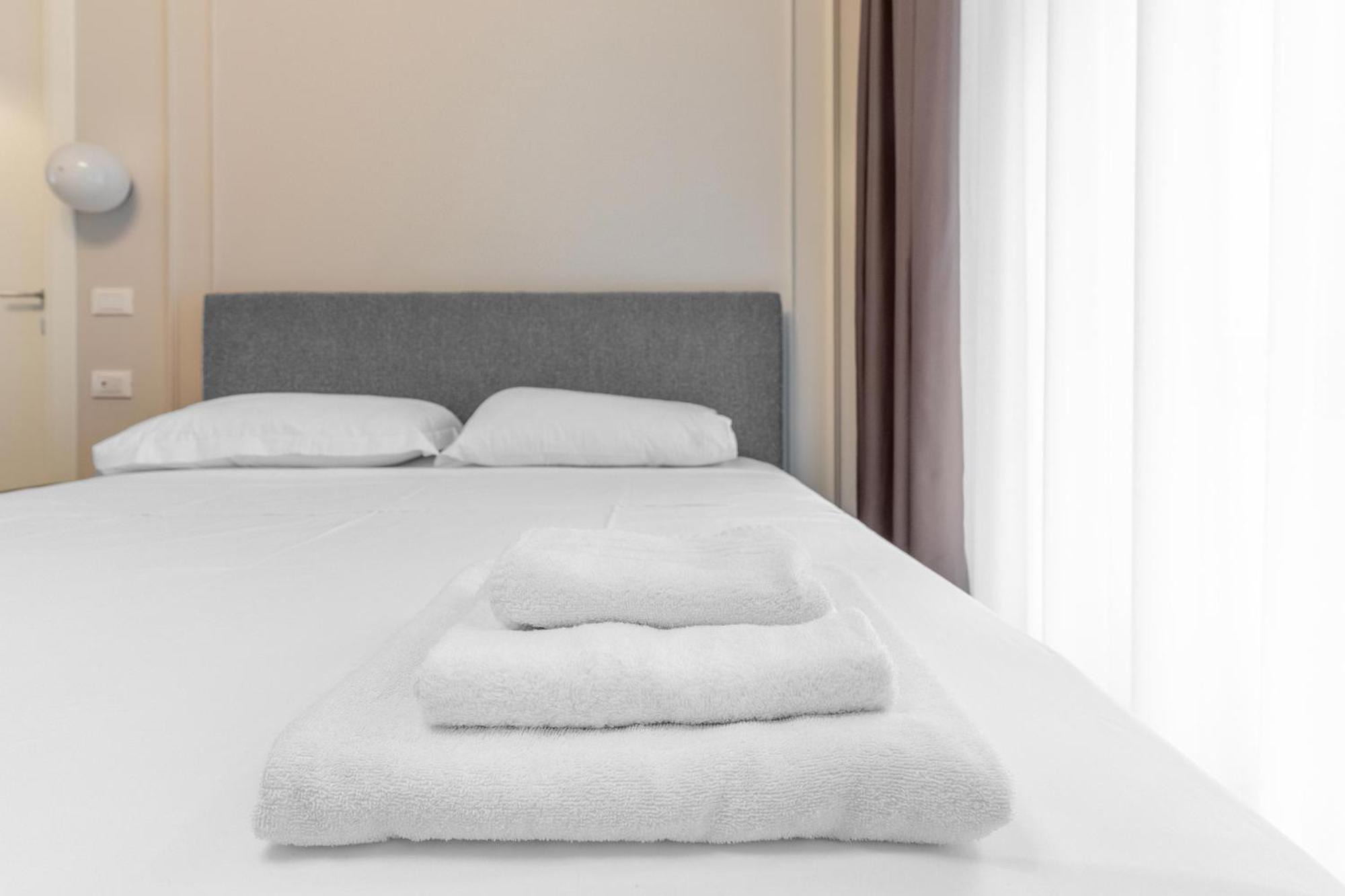 Torriani Suites Foresteria Lombarda Milan Bagian luar foto