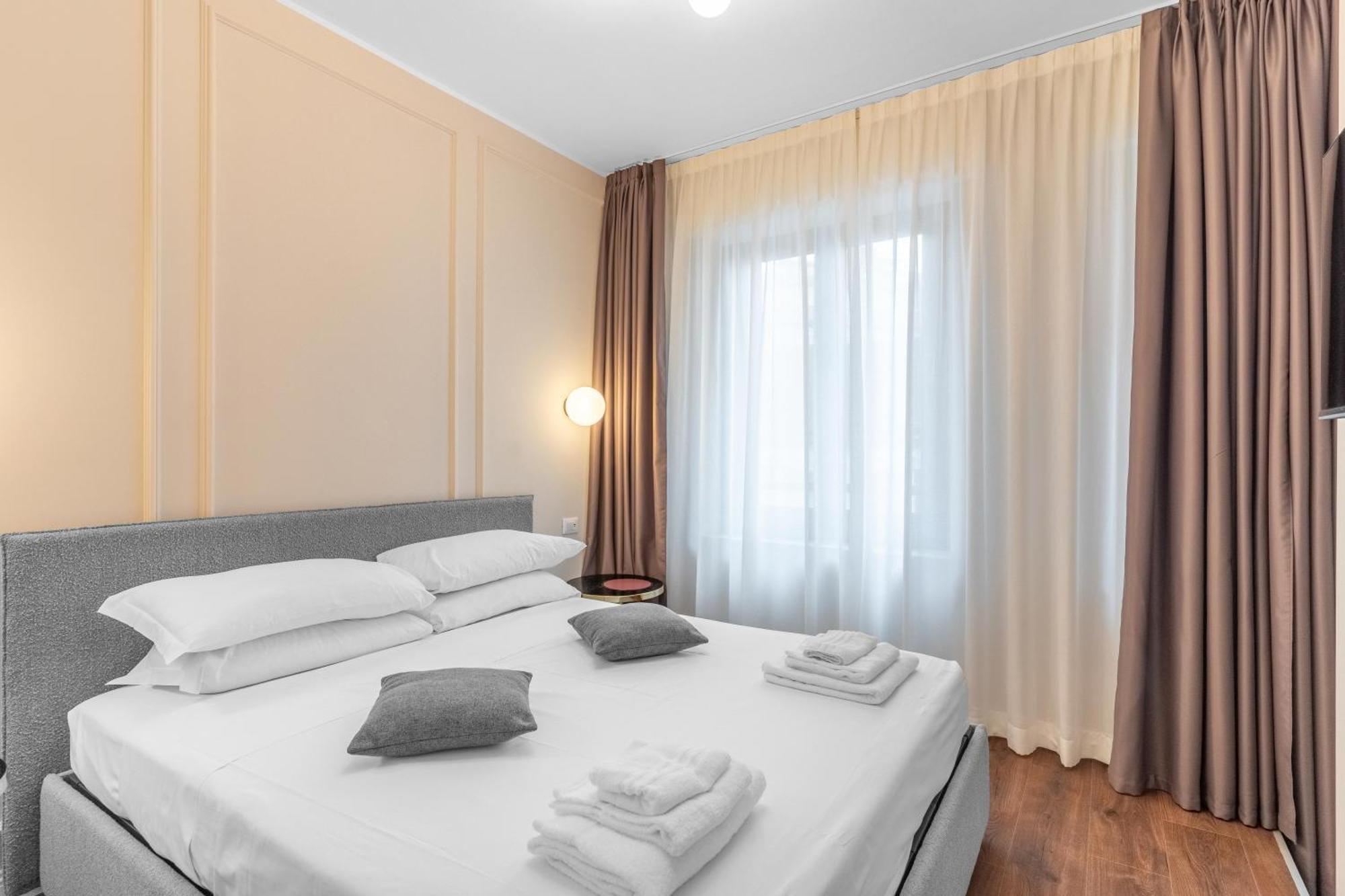 Torriani Suites Foresteria Lombarda Milan Bagian luar foto